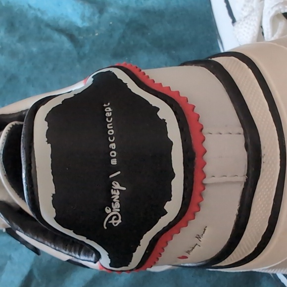 NWT- Brand New never worn moaconcept Disney shoes - Picture 6 of 7